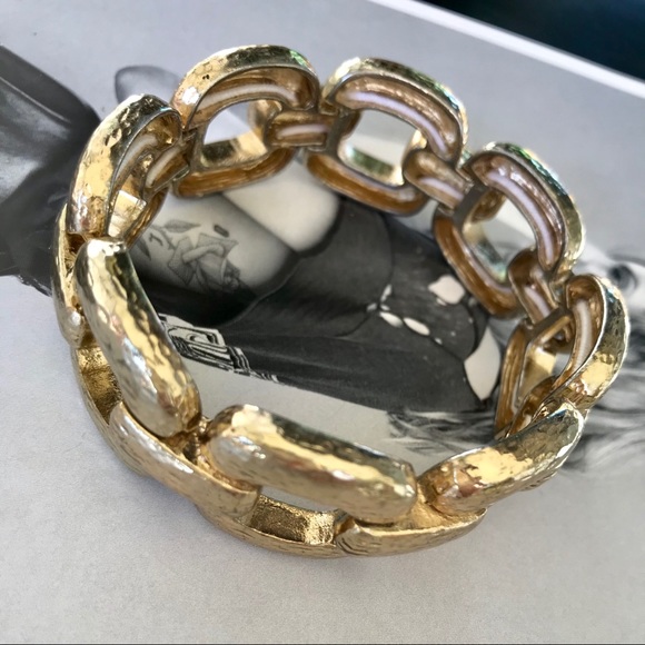 Gold Chain Link Adjustable Bracelet - Picture 2 of 3